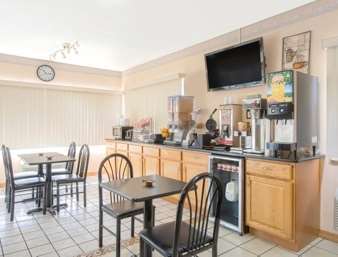 Hotel Super 8 By Wyndham Ashland Restaurant photo